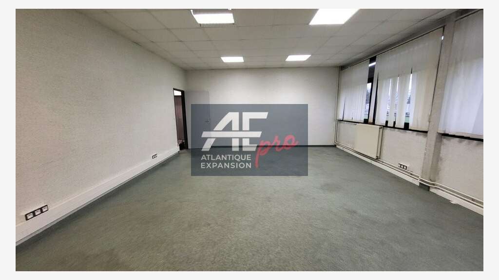 Bureaux 239m² à louer à Pontchâteau