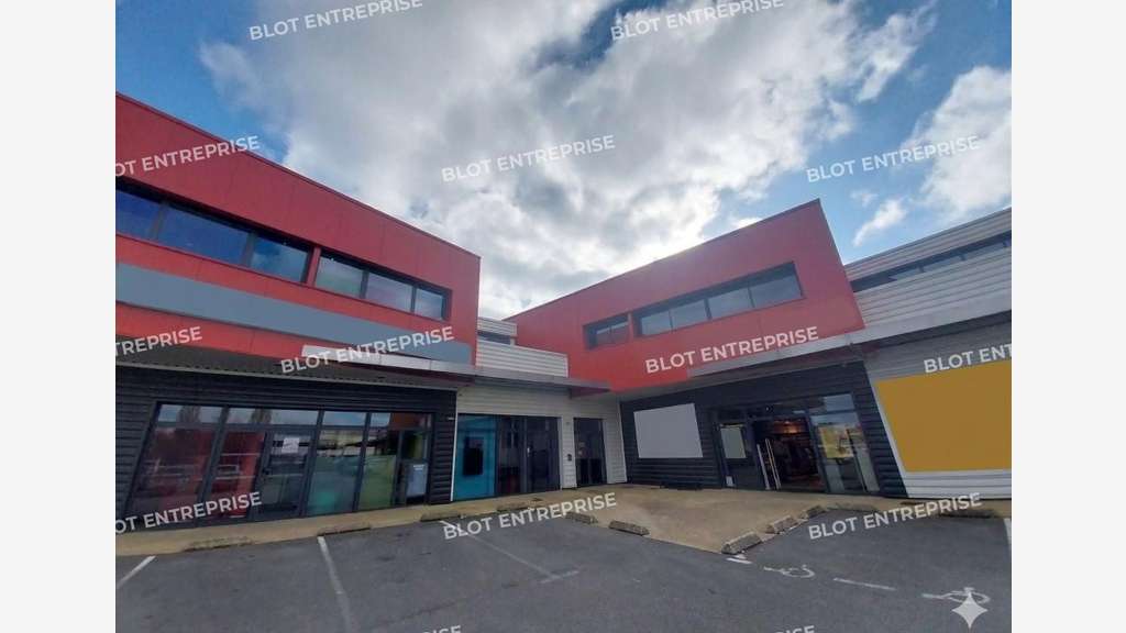 A louer bureaux 80m² R+1 Zone Commerciale Pontivy