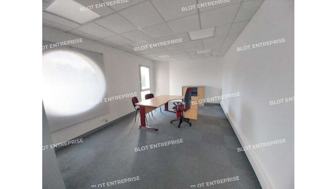 A louer bureaux 180m² accès PMR à Pontivy