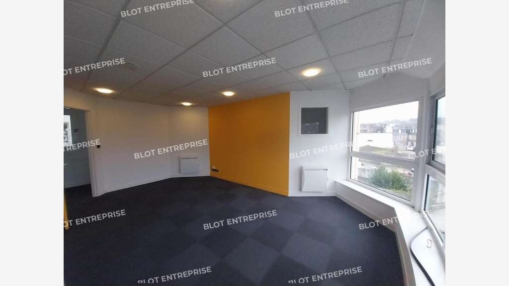A louer bureaux 170m² à Pontivy centre
