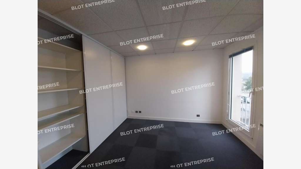 A louer bureaux 170m² à Pontivy centre