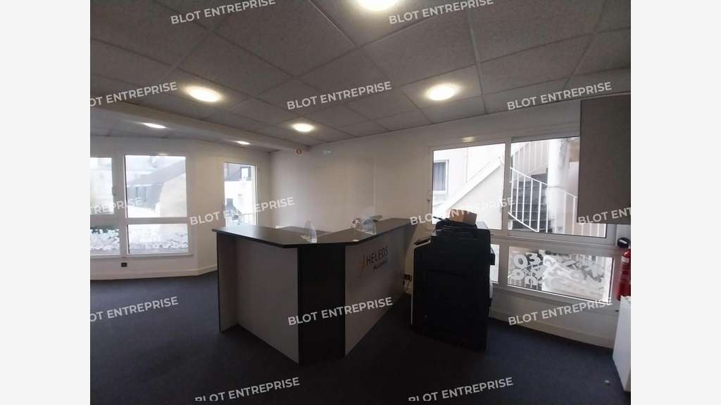 A louer bureaux 170m² à Pontivy centre