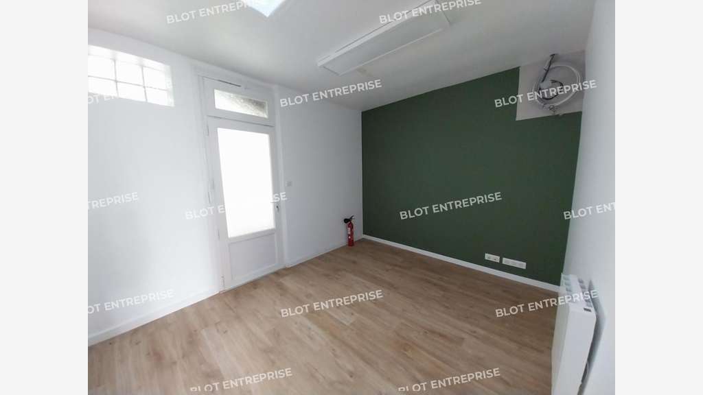 A louer local professionnel 60m² à Pontivy