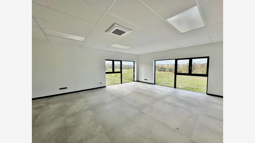 bureau à LOUER de 52.42m² à PORCELETTE