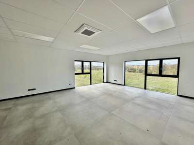 bureau à LOUER de 52.42m² à PORCELETTE