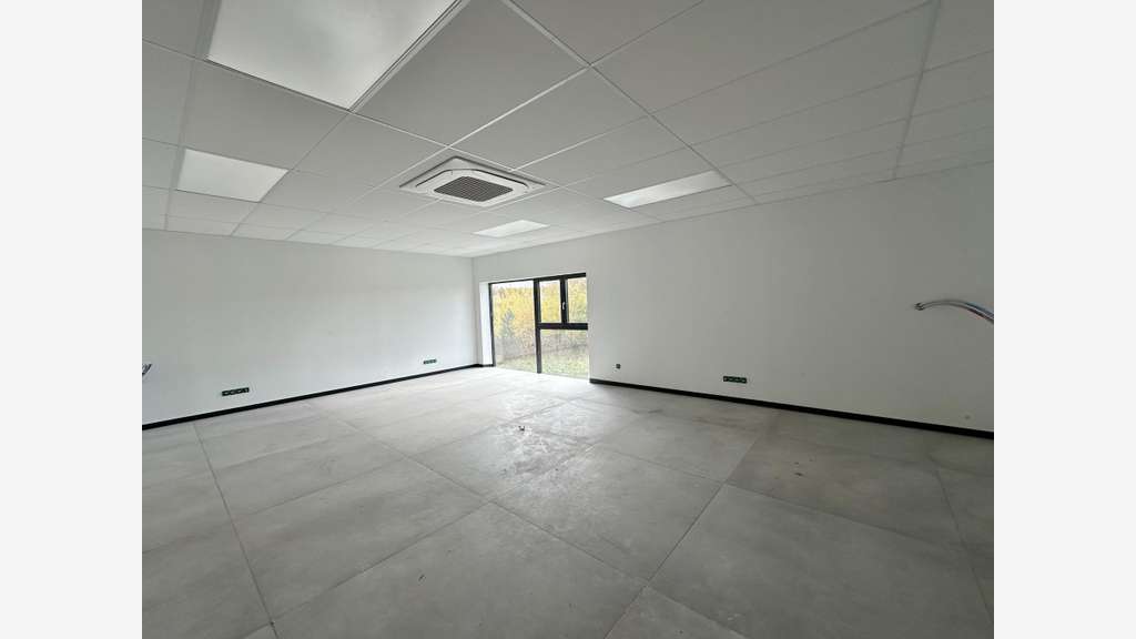 bureau à LOUER 53.05m² PORCELETTE