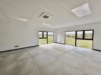 BUREAU A LOUER 52.42m² - PORCELETTE