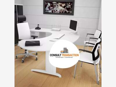A louer bureau 23m² en R+2 au centre de Pornic