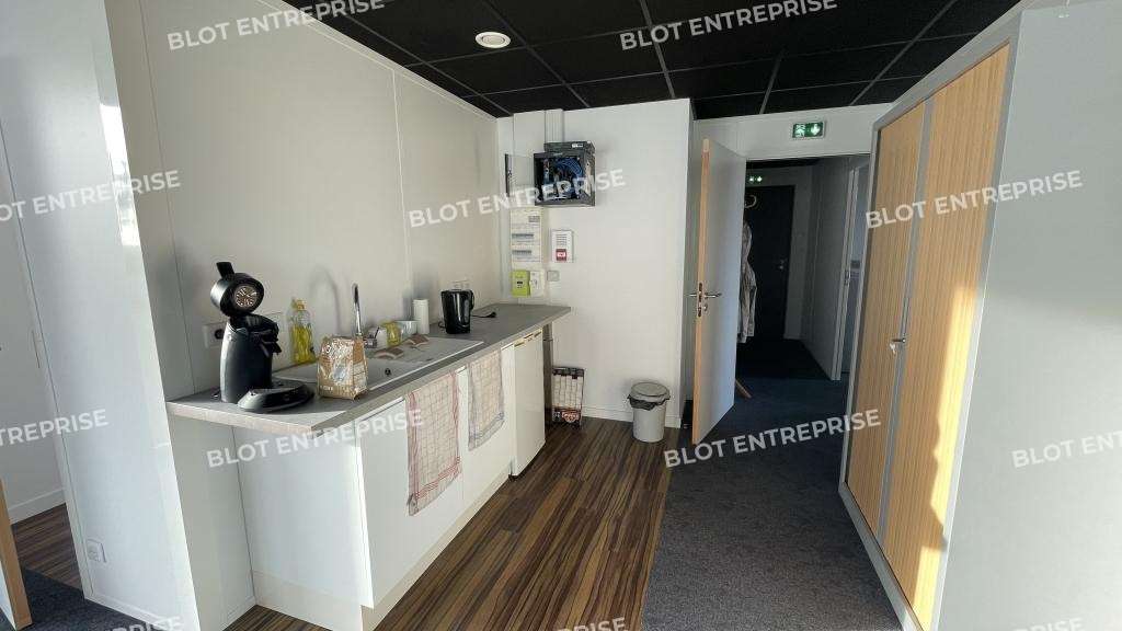 A louer bureaux 85m² avec terrasse privée Pornic