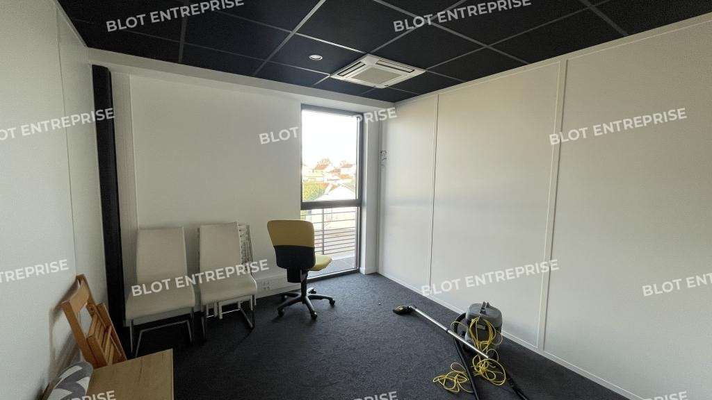 A louer bureaux 85m² avec terrasse privée Pornic