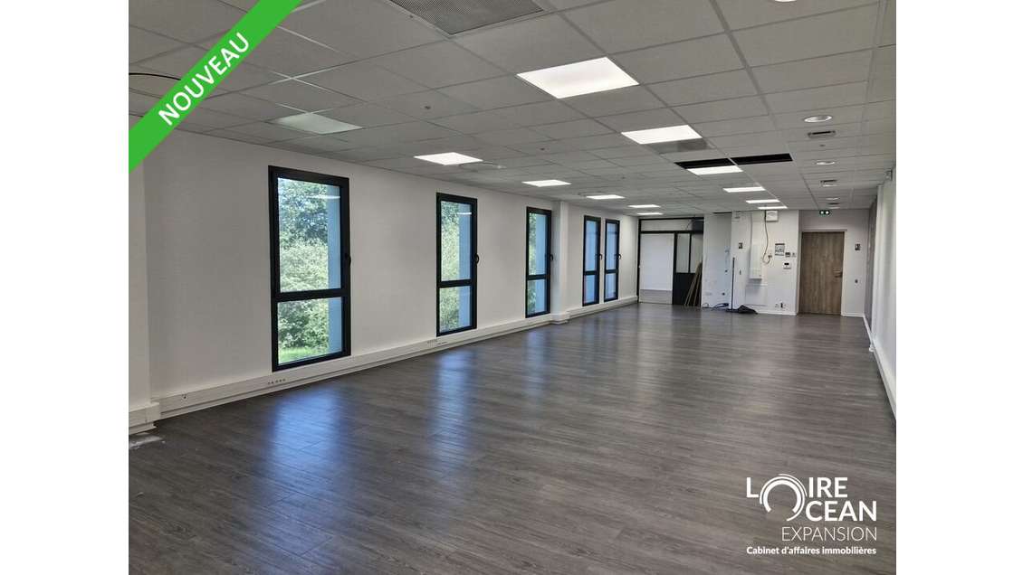 Bureaux récents 112m² à louer à Pornic route Bleue