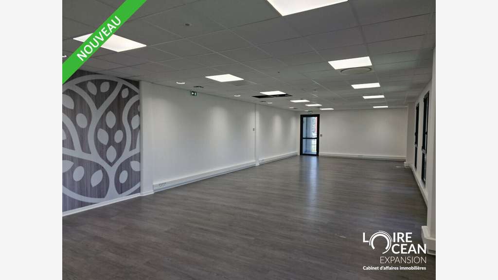 Bureaux récents 112m² à louer à Pornic route Bleue