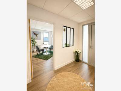PORNIC - BUREAUX à louer