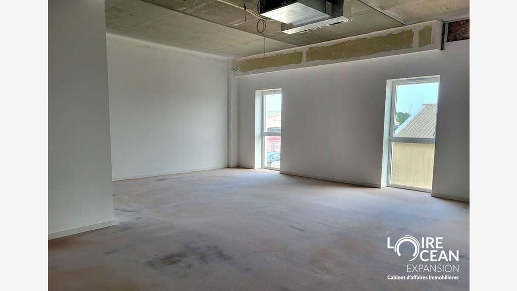 ETAGE PRIVATIF DANS IMMEUBLE NEUF