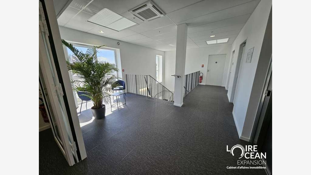 ETAGE PRIVATIF DANS IMMEUBLE NEUF