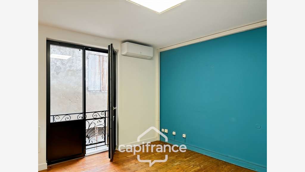 Bureaux 180m² sous-sol intégral à Port-Ste-Marie