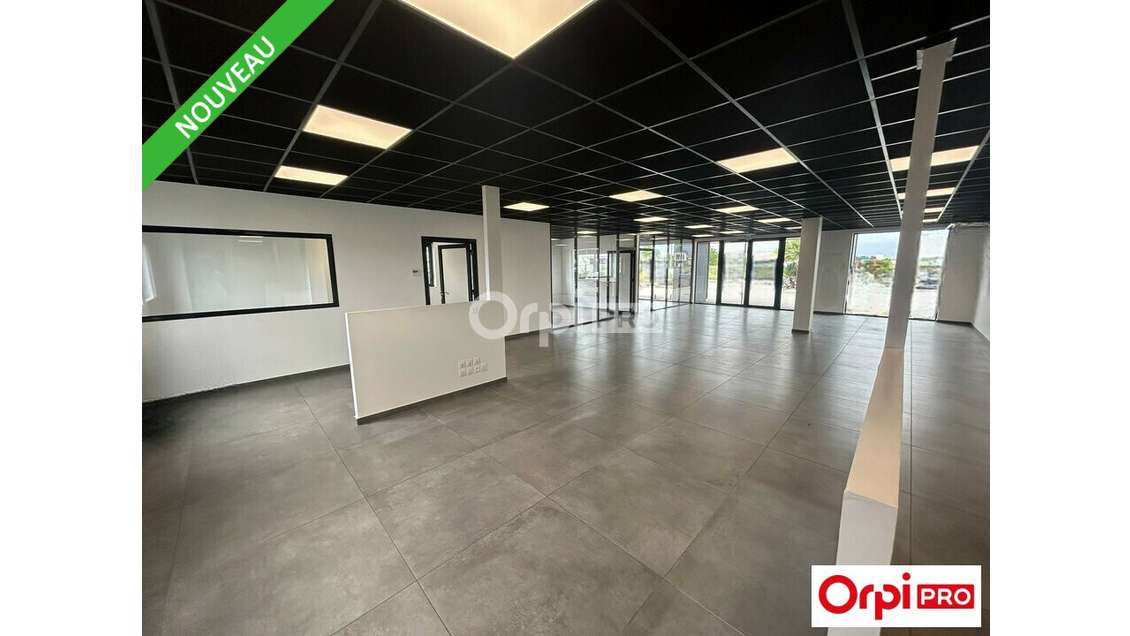 Bureaux de 165m² à louer à Portes les Valence 