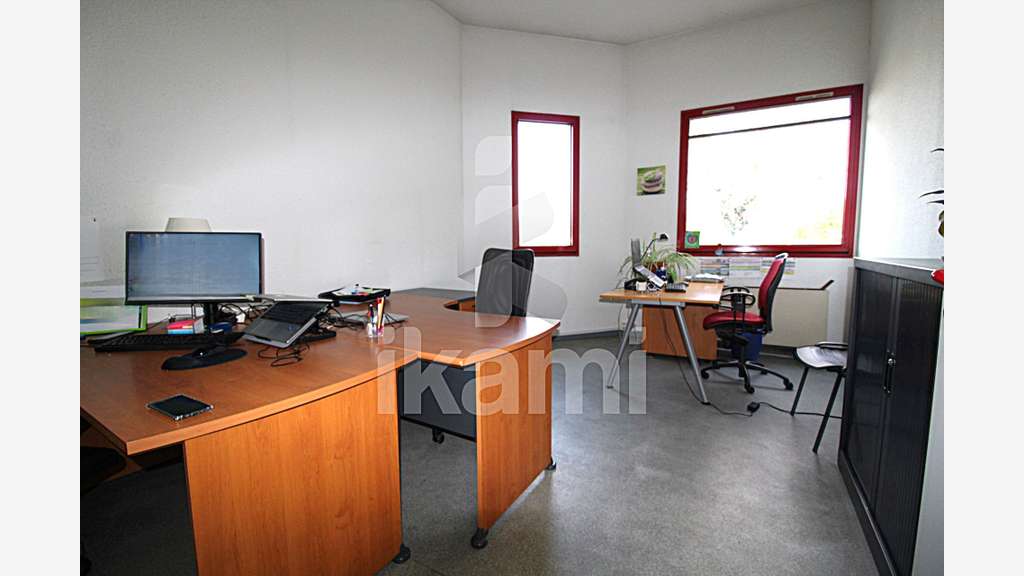 2 bureaux à louer 47m² à Portes les Valence