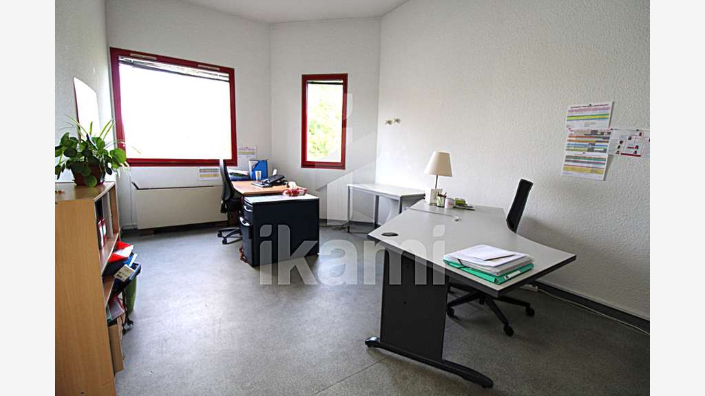 2 bureaux à louer 47m² à Portes les Valence