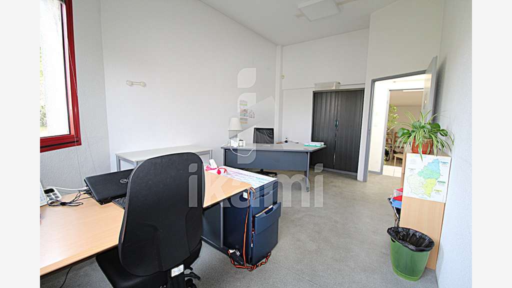 2 bureaux à louer 47m² à Portes les Valence