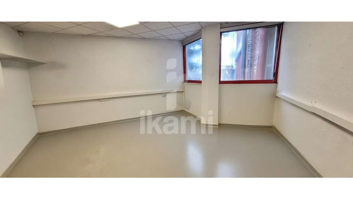 2 bureaux à louer 32m² à Portes les Valence