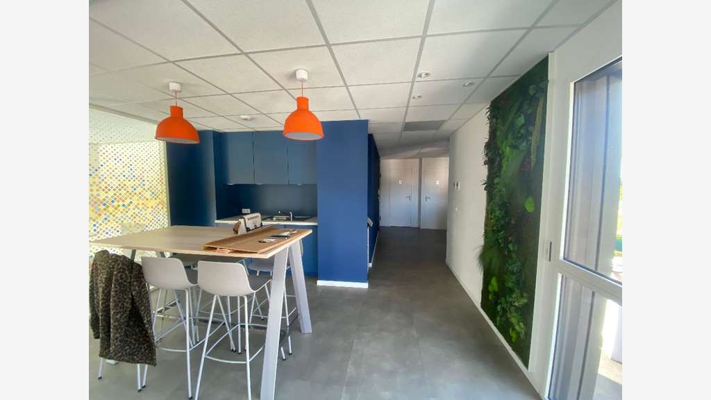 A louer bureaux R+2 proche Annecy 74