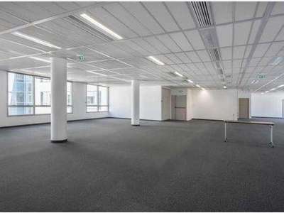 À louer bureaux de 700m² R+4 à Clichy  