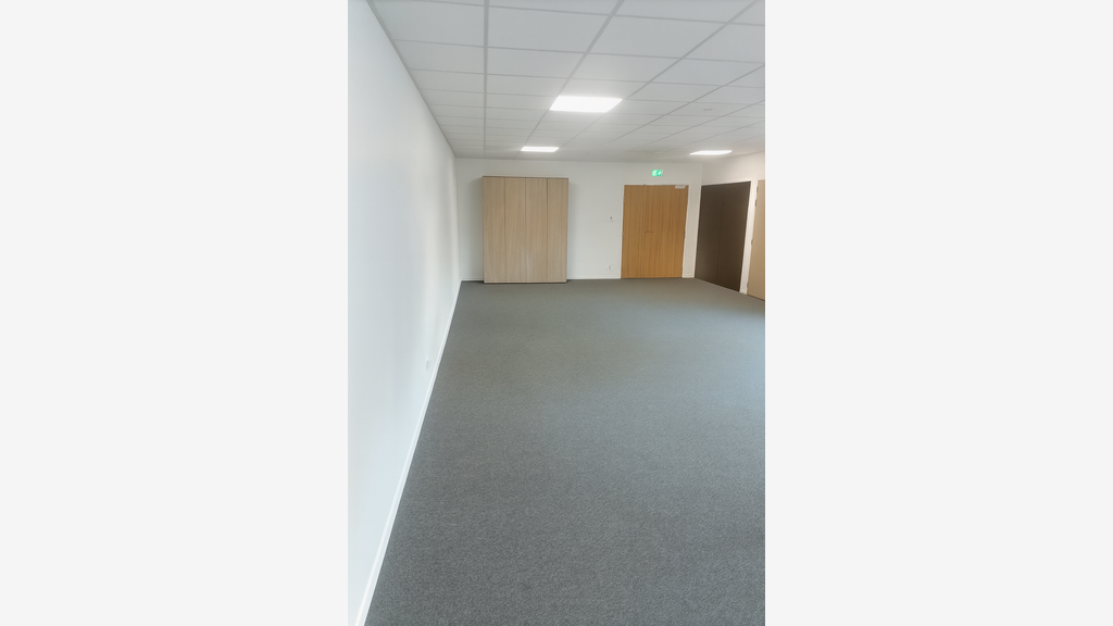 A louer bureaux neufs 370m² divisibles Puilboreau