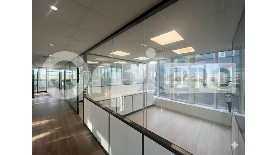 Bureaux de 240m² à louer à Puilboreau Beaulieu