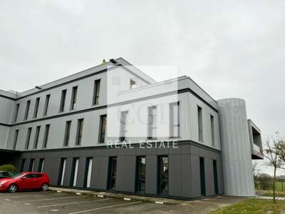 A louer bureaux 202m² R+2 à Pusignan