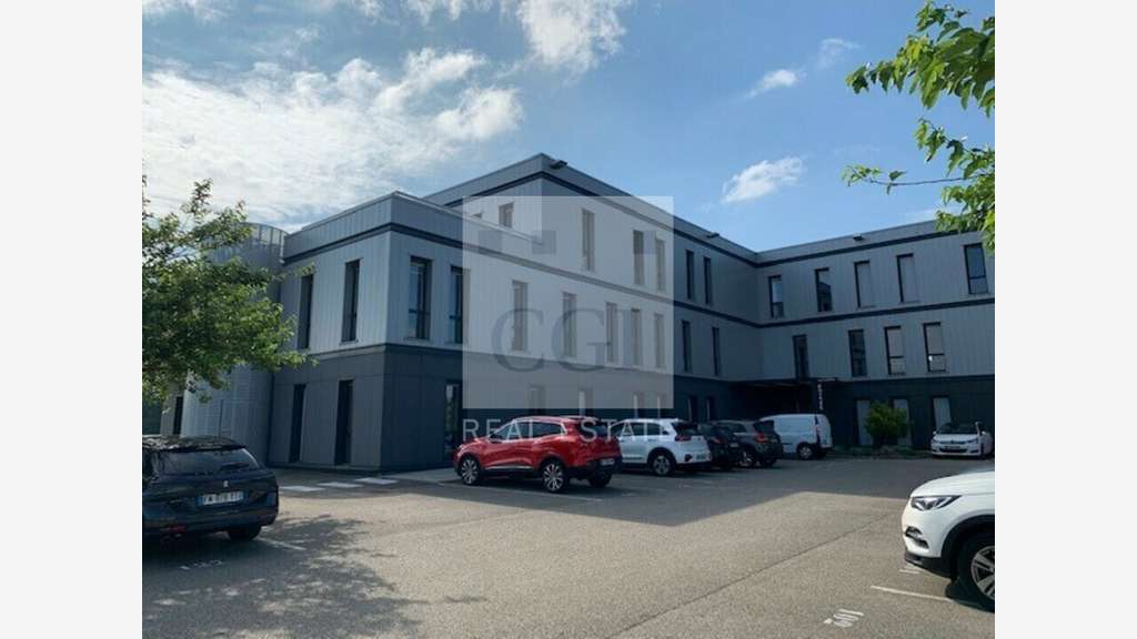 A louer bureaux 188m² RDC à Pusignan