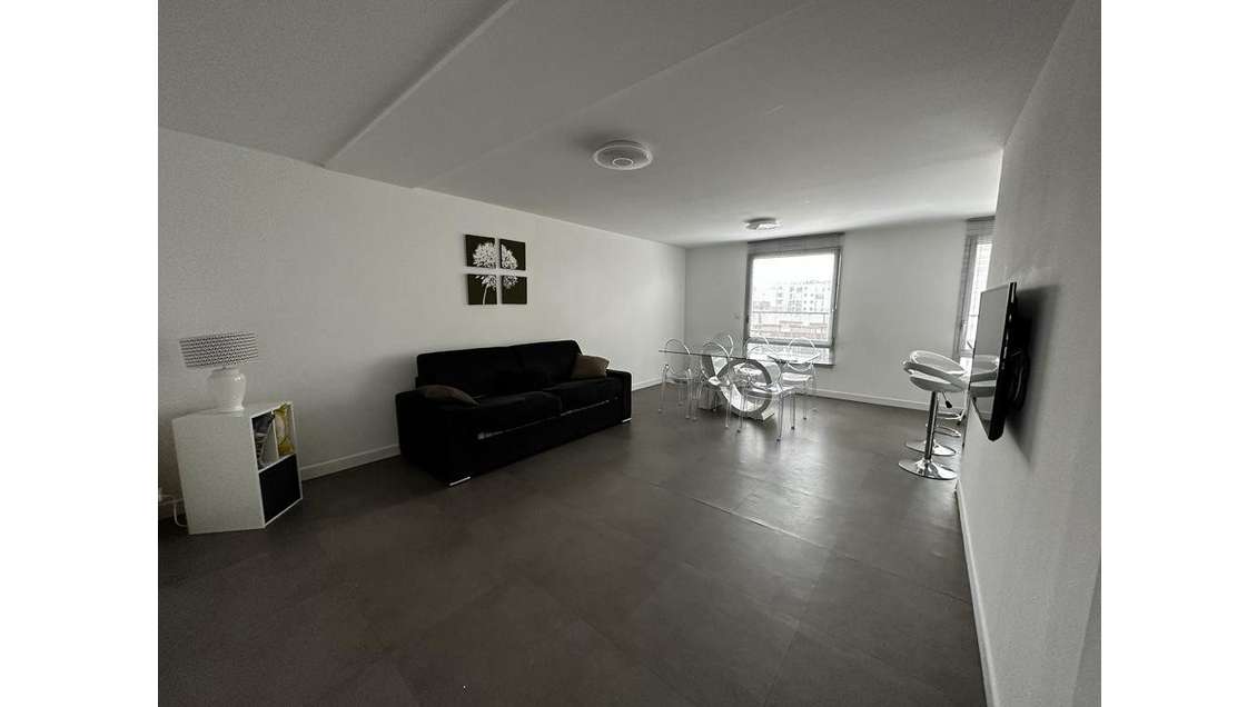 Bureau 43m²  à louer à Puteaux centre