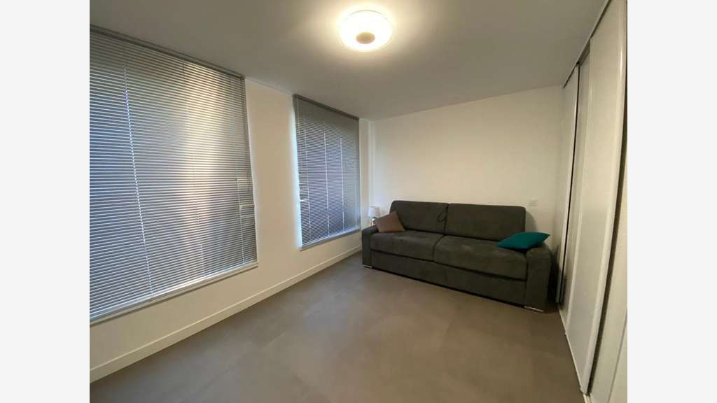A louer bureaux de 27, 43 et 74m² Puteaux centre