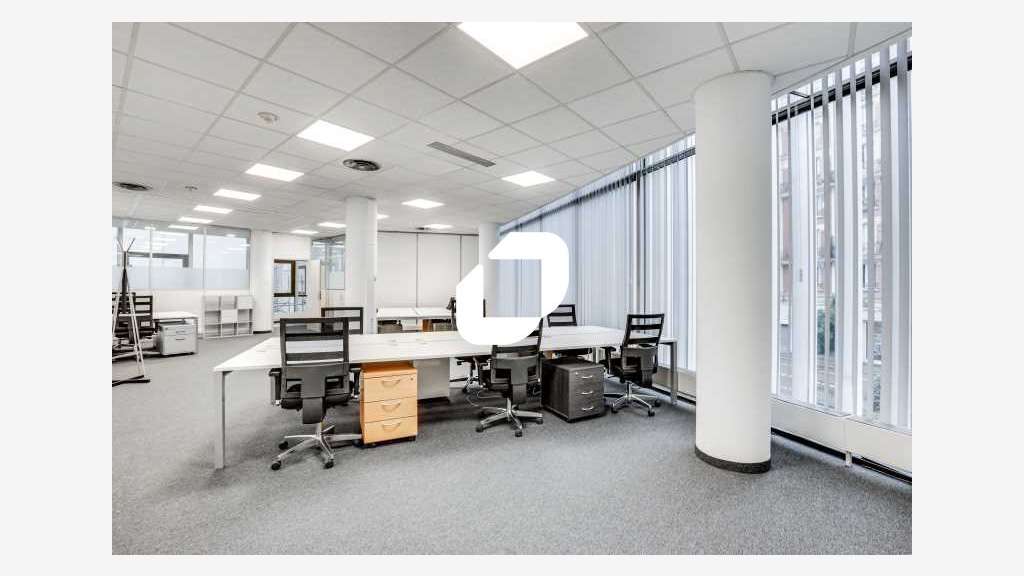 A louer Bureaux 84m² Puteaux