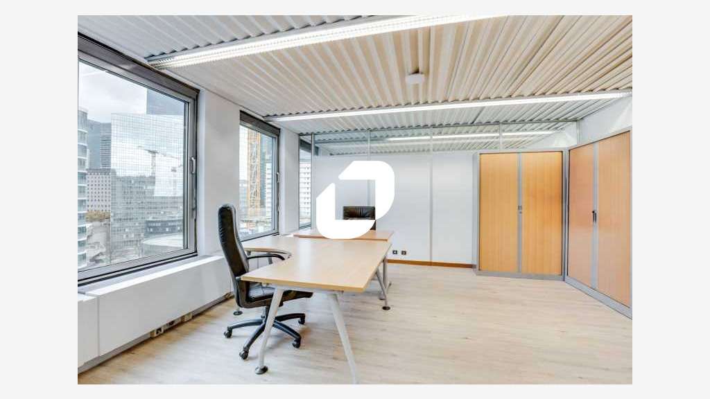 A louer Bureaux 84m² Puteaux