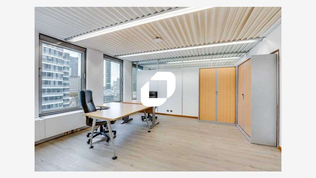 A louer Bureaux 84m² Puteaux