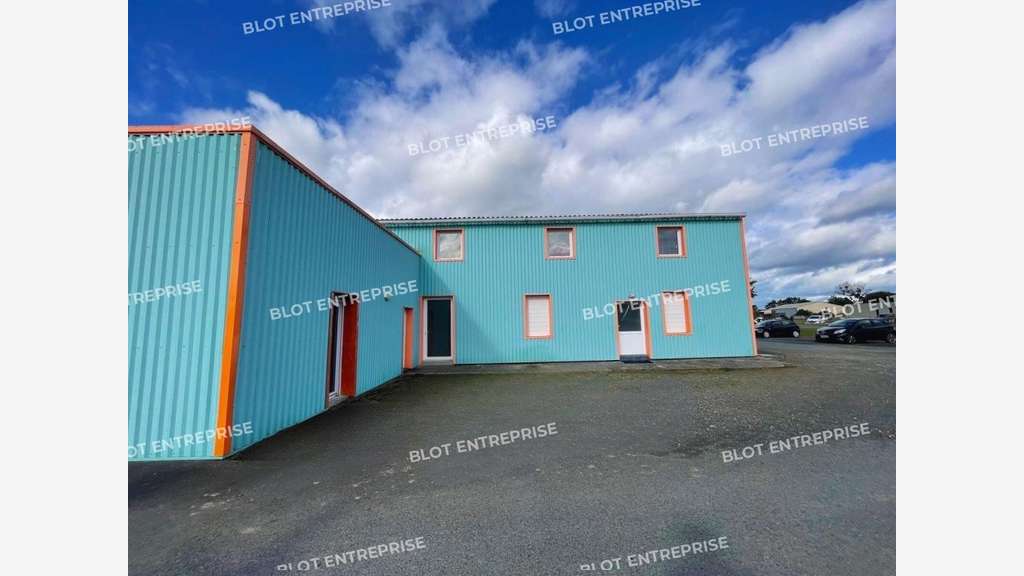 A louer bureaux 80m² Zone de l’Espérance à Quessoy