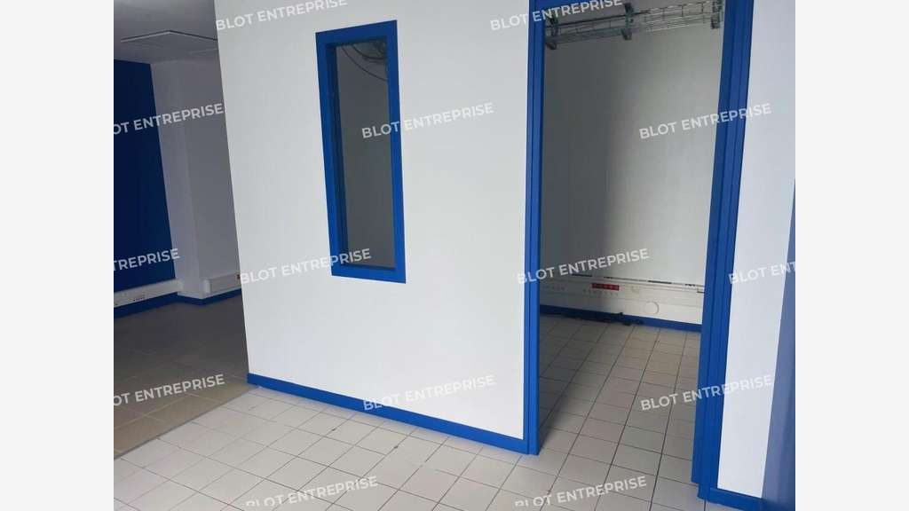 A louer bureaux 80m² Zone de l’Espérance à Quessoy