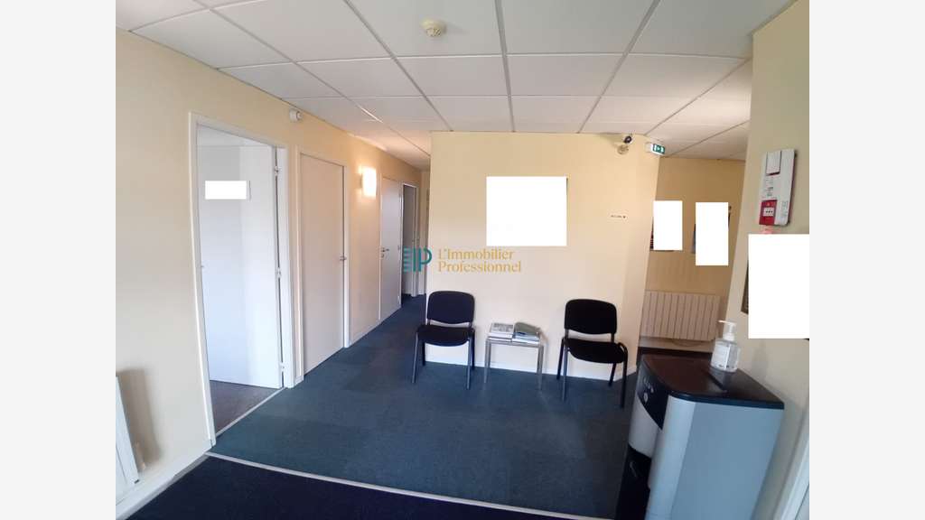 A louer bureaux 275m² sur 3019m² à Quimper