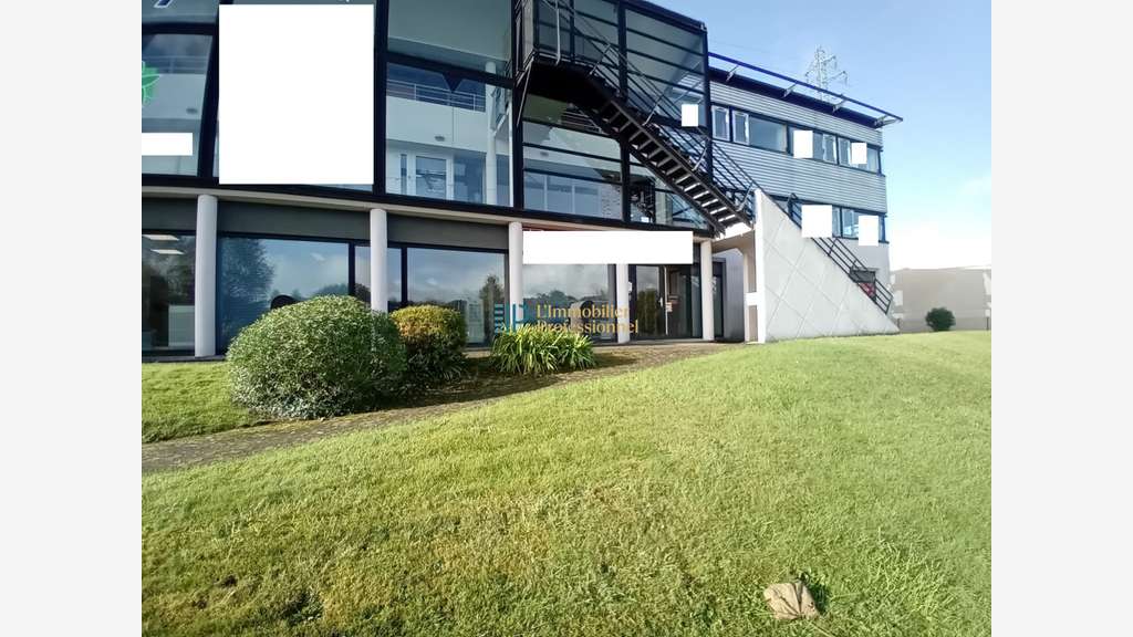 A louer bureaux 275m² sur 3019m² à Quimper