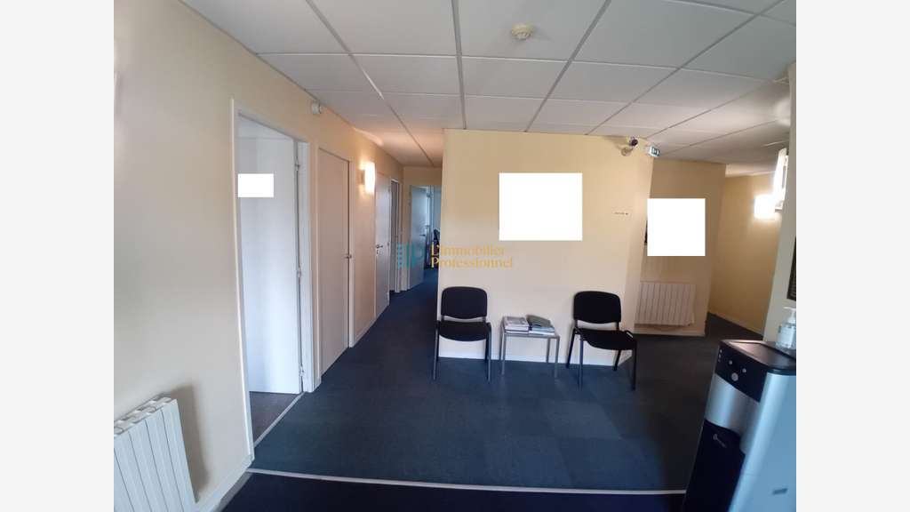 A louer bureaux 275m² sur 3019m² à Quimper