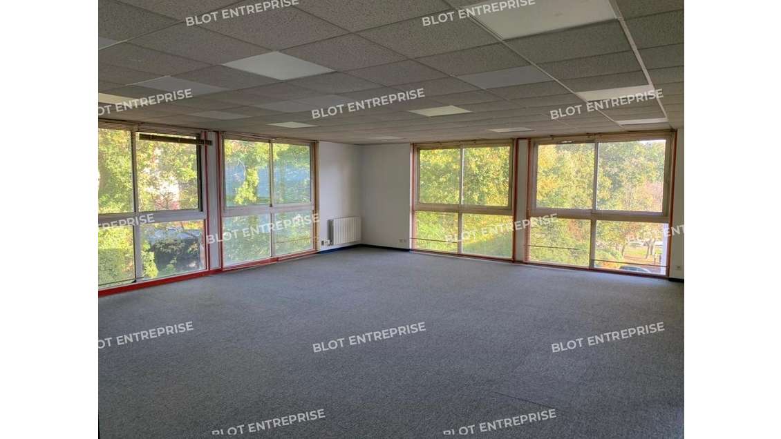 A louer bureaux 180m² à Quimper Creac'h Gwen