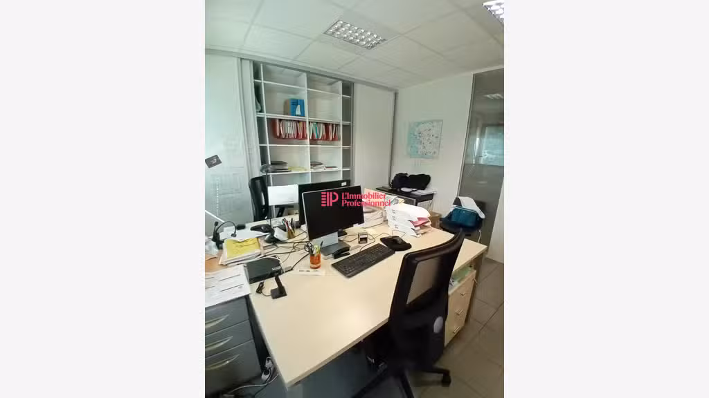 A louer bureaux 111m² zone tertiaire Quimper Sud