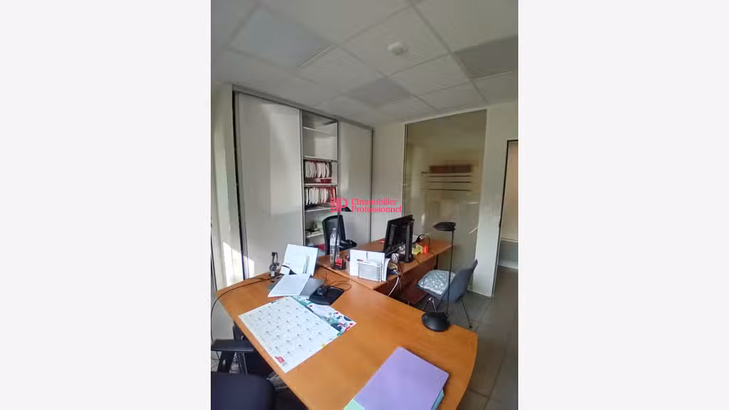 A louer bureaux 111m² zone tertiaire Quimper Sud