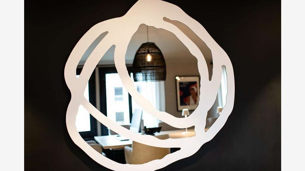 AV bureaux 80m² lumineux et rénovés centre Quimper