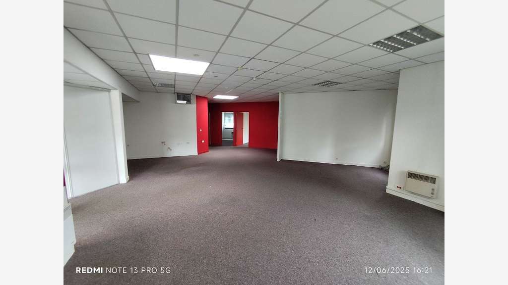 A louer bureau 145m² Quimper Zone de Creach Gwen