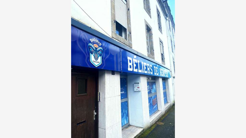 Loue bureaux/local commercial de 100m² à Quimper