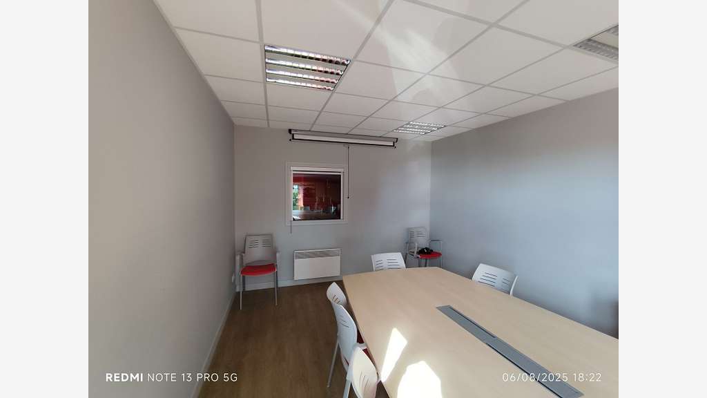 A louer bureaux 55m² zone artisanale Ergue Gaberic