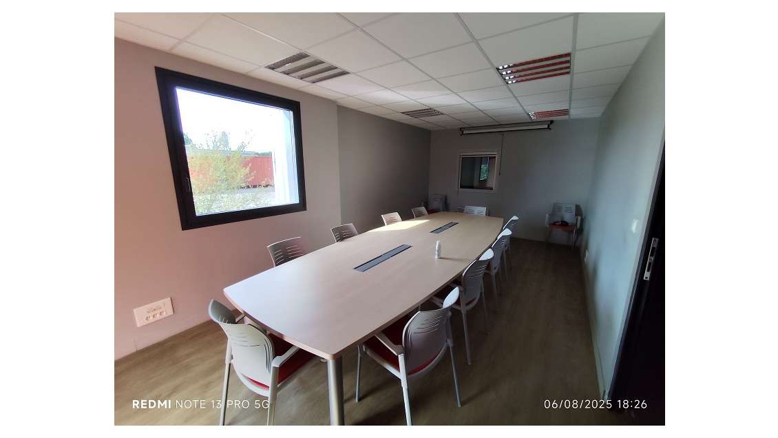 A louer bureaux 55m² zone artisanale Ergue Gaberic