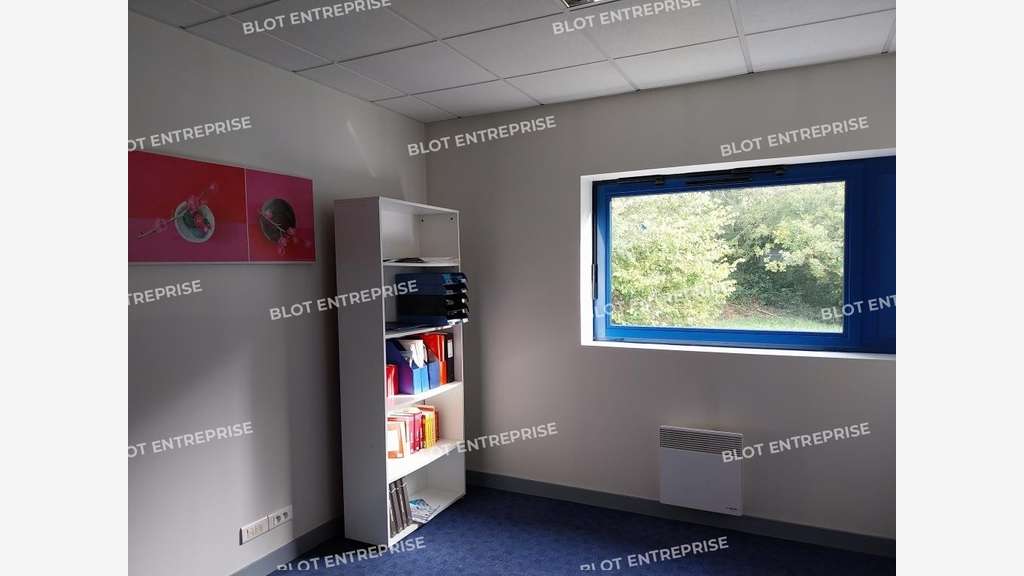 A louer bureaux 170m² ERP à Quimper Creac'h Gwen